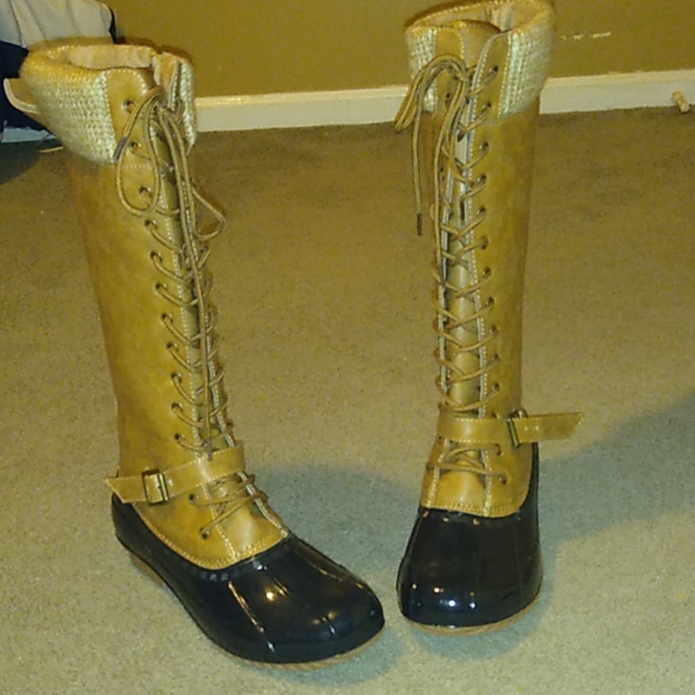 Brand New "Meela Winter Boot"